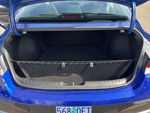 Used 2025 Hyundai Elantra SEL w/ Cargo Package image 12