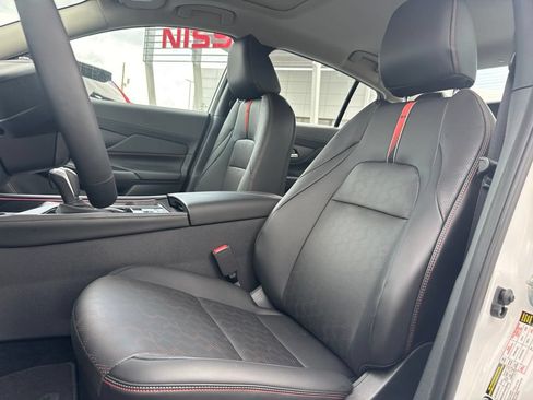 New 2026 Nissan Sentra SR w/ SR Premium Package FWD image 10