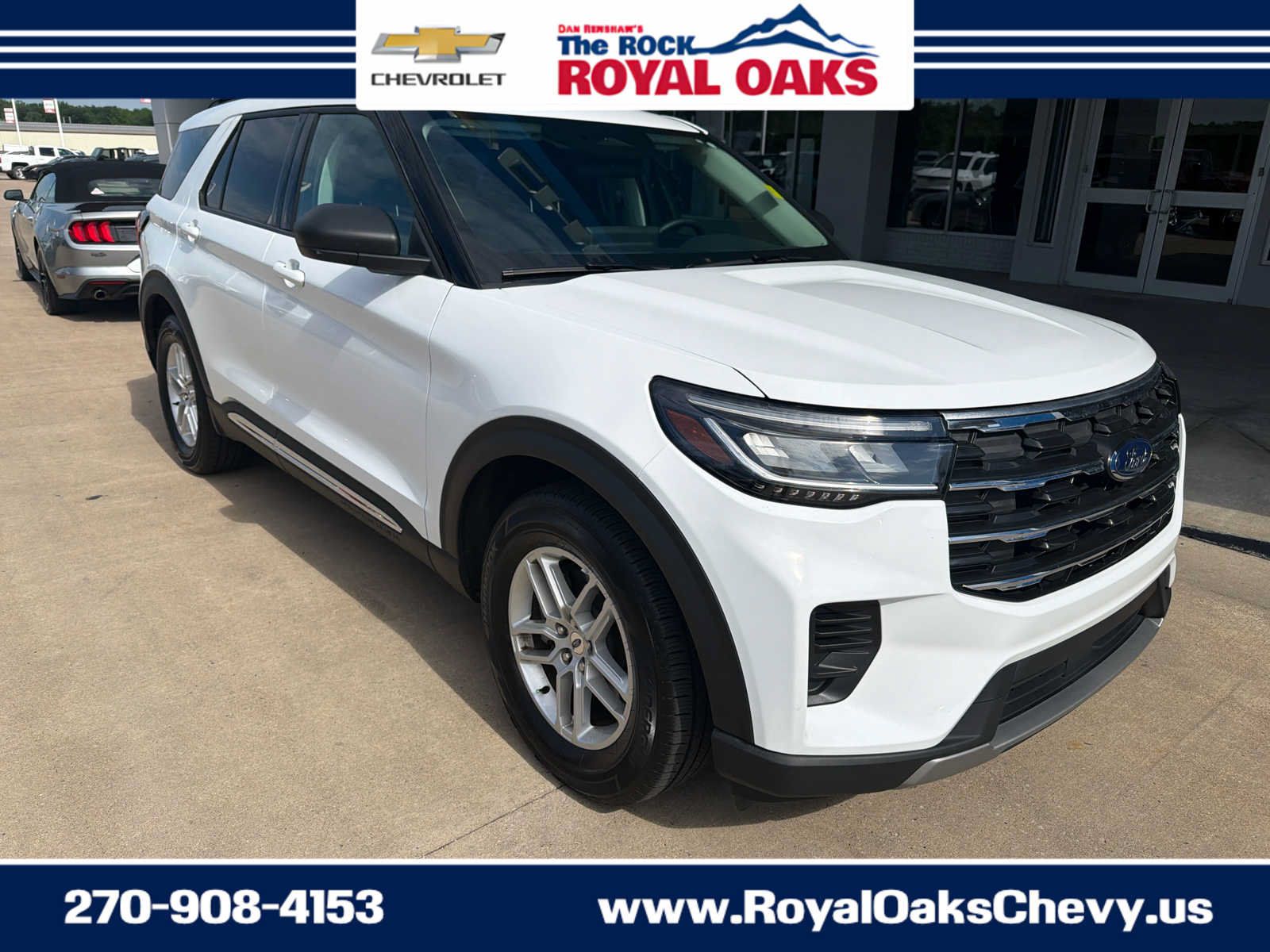 Used 2025 Ford Explorer Active RWD image 8