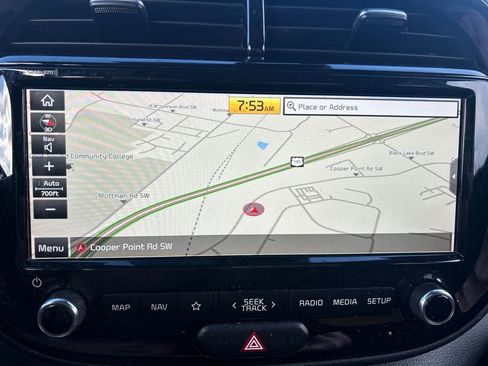 Used 2020 Kia Soul EX image 24