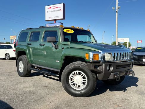 Used 2006 HUMMER H3 AWD/4WD image 2