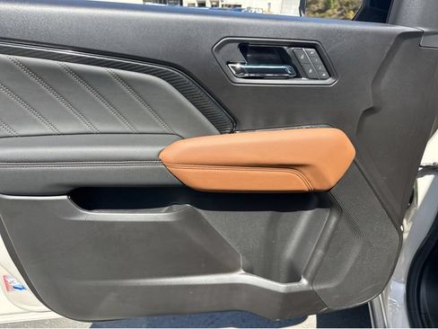 New 2026 GMC Canyon AT4 w/ Technology Plus Package AWD/4WD image 6