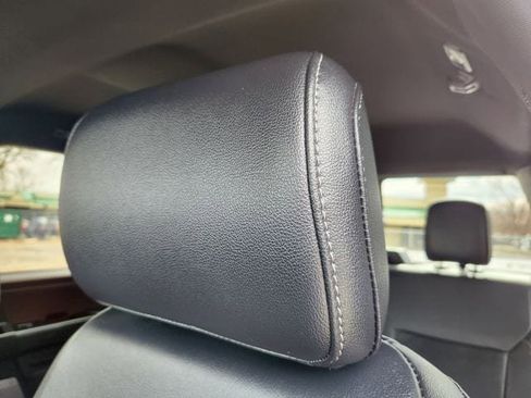 Used 2022 Ford F150 Lariat image 13