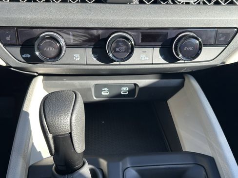 New 2025 Honda Accord SE image 24