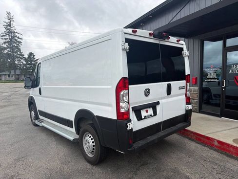 Used 2025 RAM ProMaster 2500 w/ U-Haul Equipment Group FWD image 3