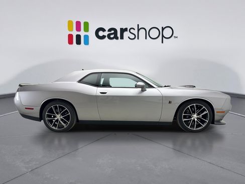 Used 2016 Dodge Challenger R/T Scat Pack image 6