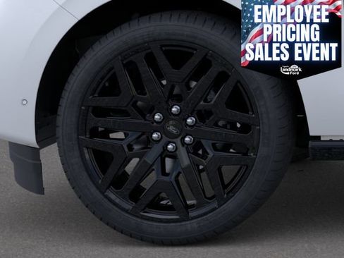 New 2026 Ford Expedition Platinum w/ Stealth Performance Package AWD/4WD image 19
