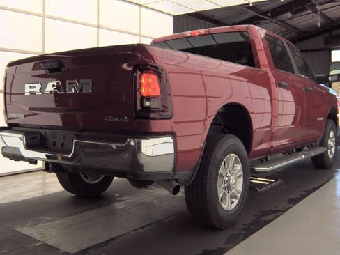 Used 2026 RAM 2500 Big Horn AWD/4WD image 4