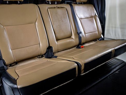 Used 2024 Ford F350 Lariat w/ FX4 Off-Road Package image 30