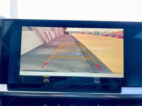 Used 2022 Chevrolet Silverado 1500 RST image 17