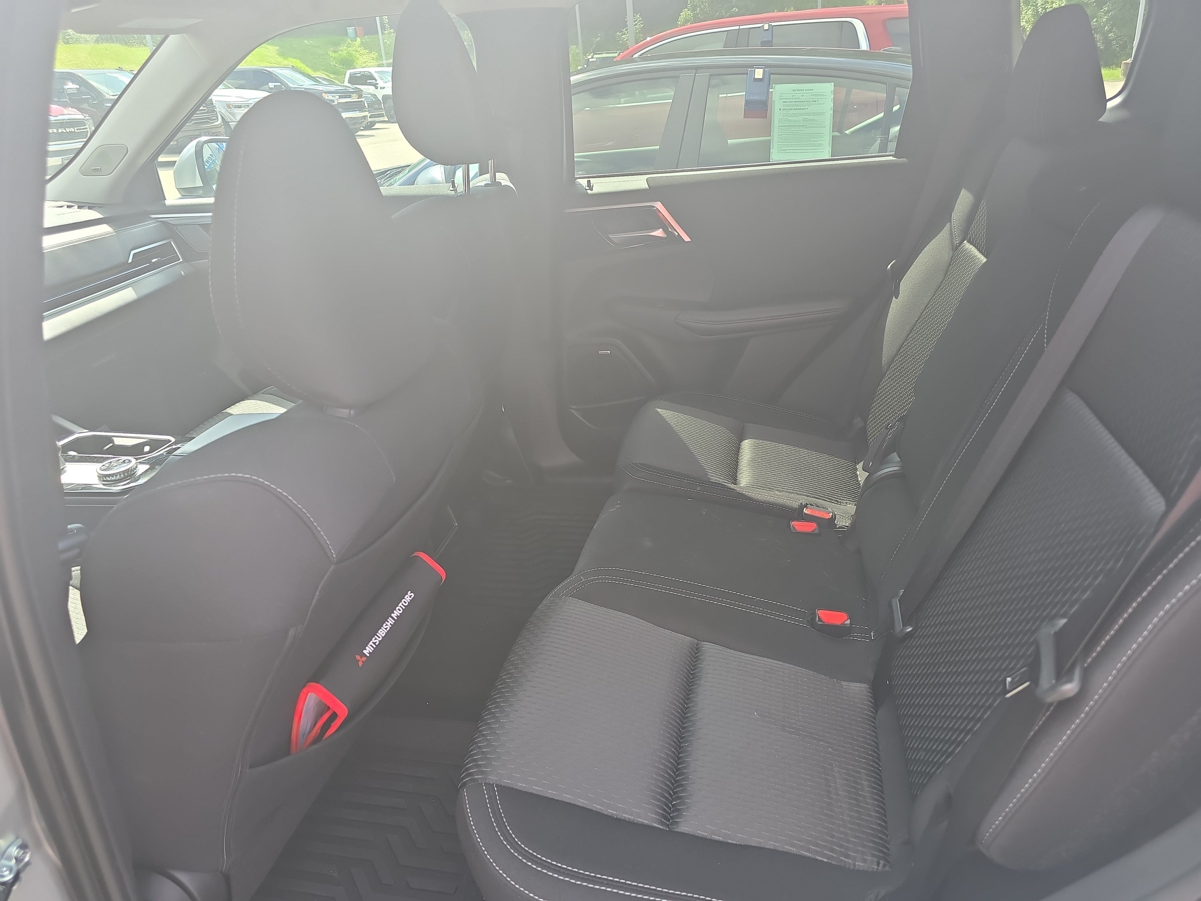 Used 2025 Mitsubishi Outlander ES AWD/4WD image 20