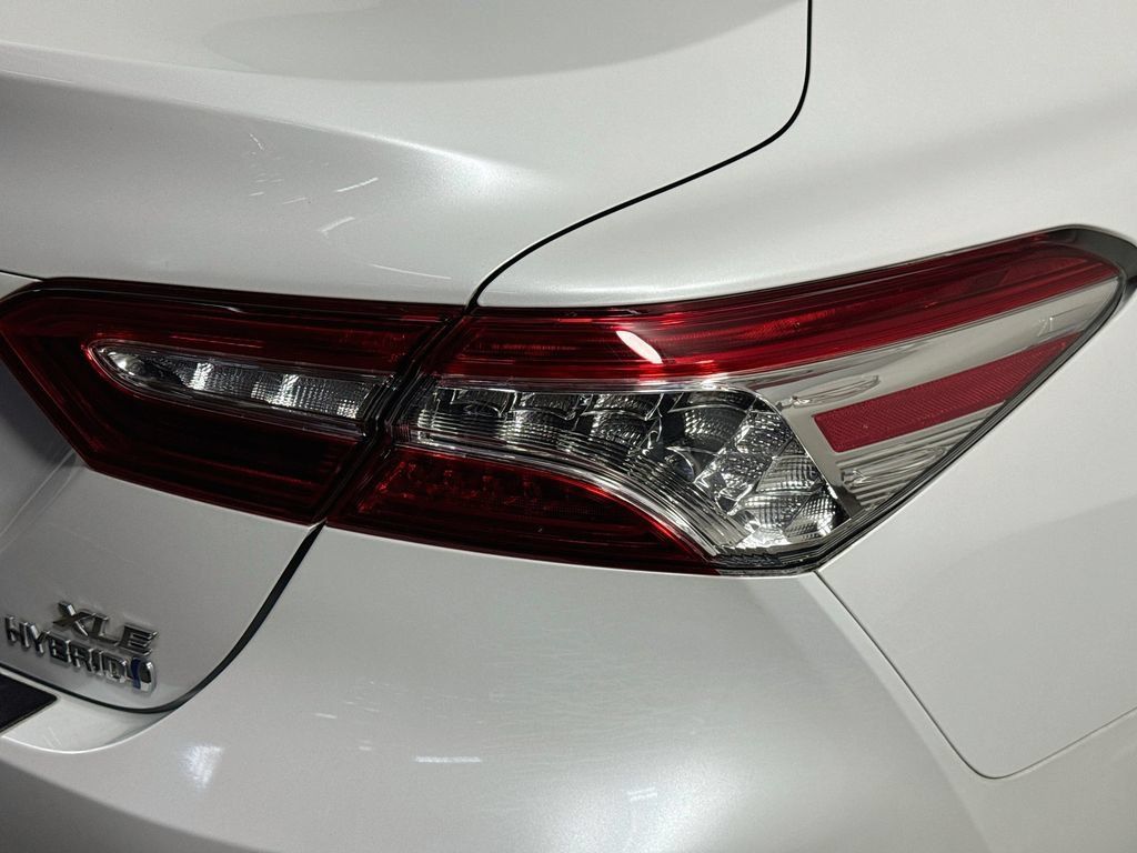 Used 2019 Toyota Camry XLE w/ Driver Assist Package FWD image 33