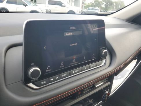 Used 2025 Nissan Rogue SV AWD/4WD image 22