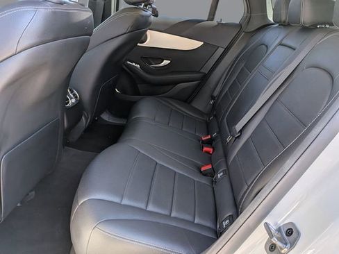 Used 2022 Mercedes-Benz GLC 300 image 13