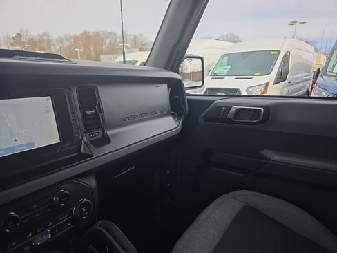 Used 2023 Ford Bronco Big Bend image 40