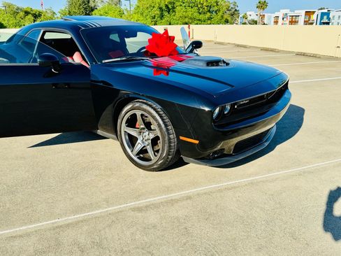 Used 2016 Dodge Challenger R/T Plus image 53