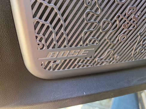 New 2026 GMC Hummer EV 4x4 Crew Cab w/ Carbon Fiber Edition Package image 11