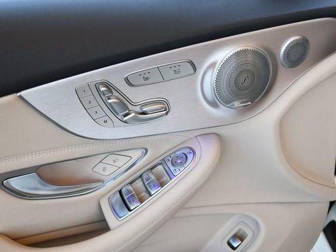 Used 2021 Mercedes-Benz C 300 Cabriolet image 12