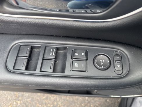 Used 2017 Honda HR-V EX-L image 22