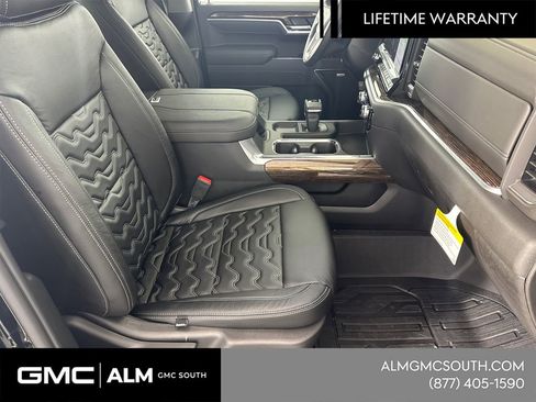 New 2026 GMC Sierra 1500 Elevation image 15