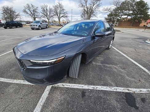 Used 2023 Honda Accord LX image 5