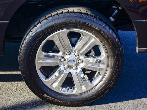 Used 2019 Ford F150 XLT w/ Equipment Group 302A Luxury image 9