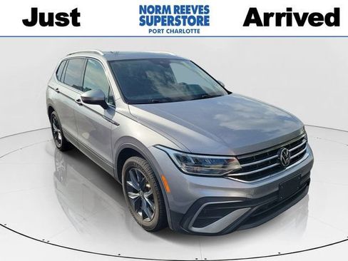 Used 2023 Volkswagen Tiguan SE AWD/4WD image 1