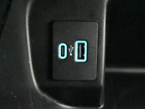 Used 2023 Ford F150 XLT w/ Equipment Group 302A High image 19