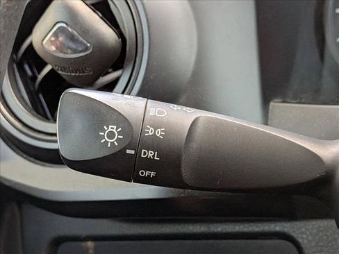 Used 2023 Toyota Tacoma SR w/ SR Convenience Package image 8