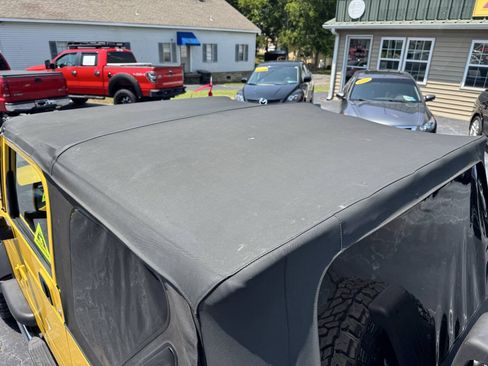 Used 2006 Jeep Wrangler X AWD/4WD image 20