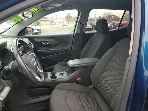 Used 2021 GMC Terrain SLE w/ Driver Convenience Package image 10