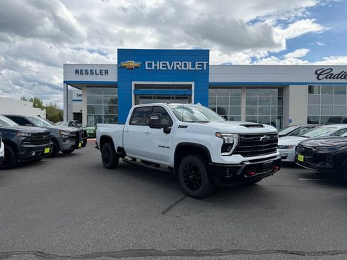 Used 2025 Chevrolet Silverado 2500 LTZ w/ Trail Boss Package AWD/4WD image 1
