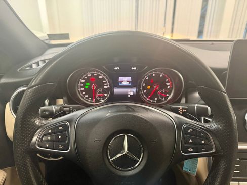Used 2018 Mercedes-Benz GLA 250 GLA 250 4MATIC Sport Utility 4 w/ Multimedia Package image 22