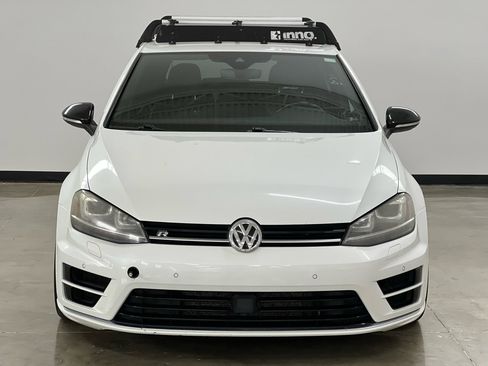 Used 2017 Volkswagen Golf R 4-Door image 2