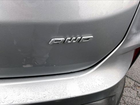 Used 2022 Ford Edge SEL w/ Convenience Package image 6