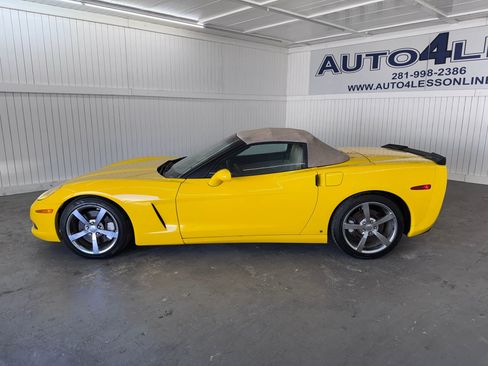 Used 2009 Chevrolet Corvette Convertible 2D w/ Preferred Equipment Group image 8