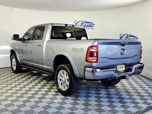 Used 2022 RAM 2500 Laramie image 2