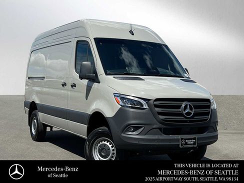 Used 2026 Mercedes-Benz Sprinter 2500 image 1