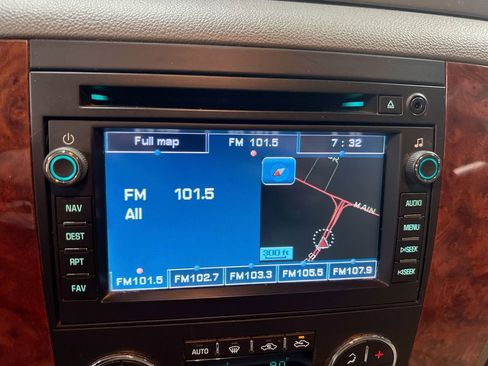 Used 2008 Chevrolet Silverado 2500 LTZ w/ Suspension Package, Off-Road image 15