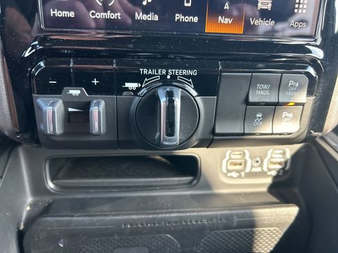 Used 2023 RAM 1500 Laramie image 44