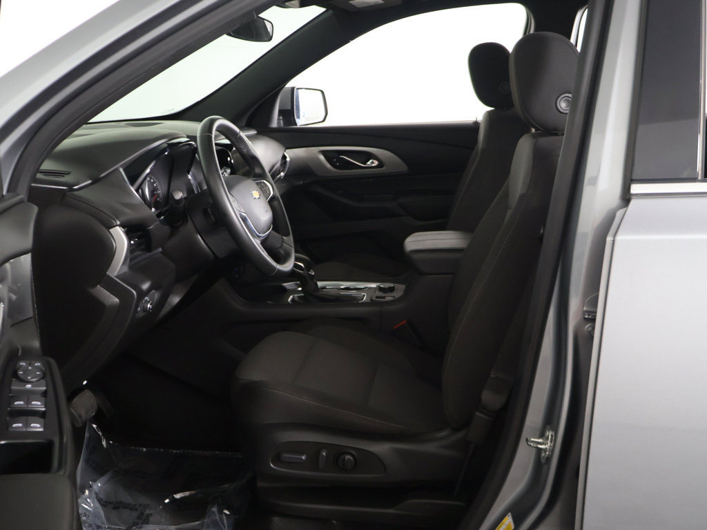 Used 2023 Chevrolet Traverse LT AWD/4WD image 25