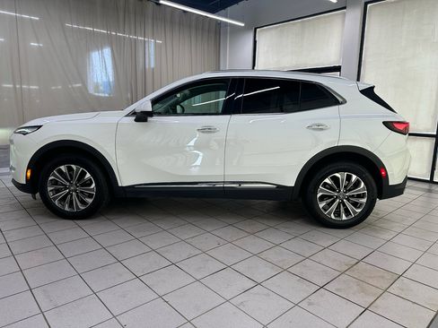 Certified 2025 Buick Envision Preferred AWD/4WD image 9
