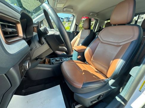 Used 2024 Ford Maverick Lariat AWD/4WD image 45