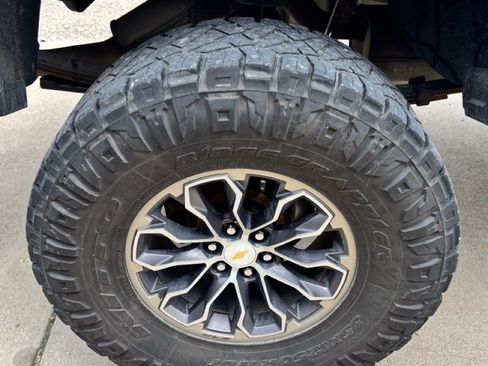 Used 2017 Chevrolet Colorado ZR2 AWD/4WD image 26