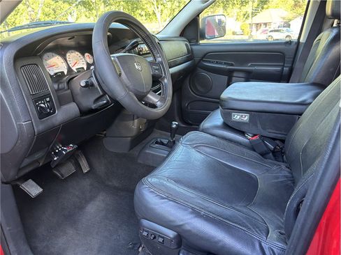 Used 2005 Dodge Ram 1500 Truck SLT AWD/4WD image 11