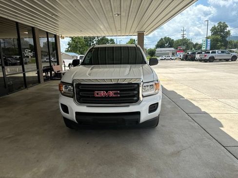 Used 2020 GMC Canyon W/T w/ Convenience Package RWD image 2