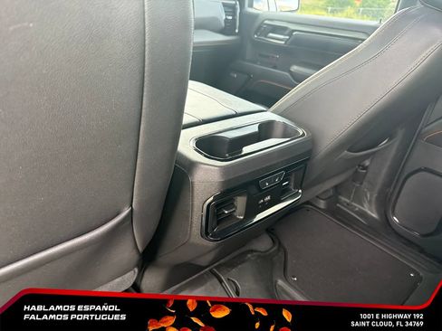 Used 2024 GMC Sierra 1500 AT4 w/ Technology Package AWD/4WD image 32