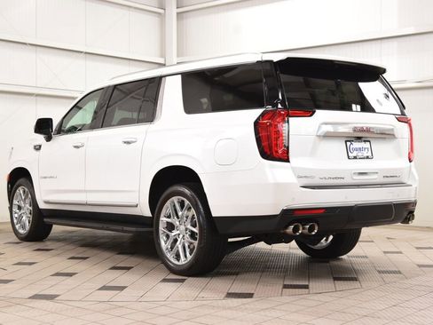 Used 2024 GMC Yukon XL Denali AWD/4WD image 6