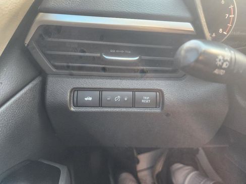 Used 2021 Nissan Altima 2.5 SV image 23