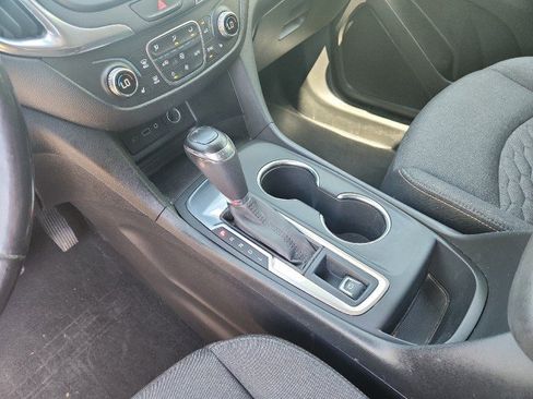 Used 2019 Chevrolet Equinox LT FWD image 28